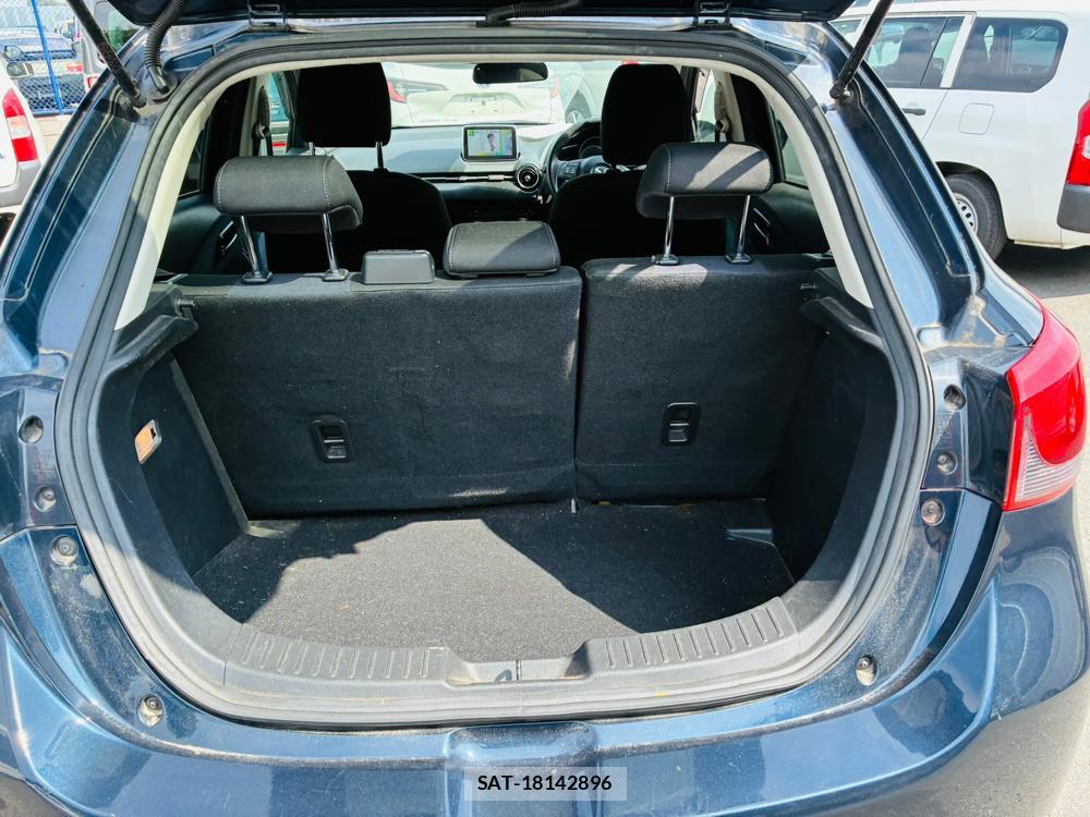Mazda DEMIO 2016-05 8498628-26