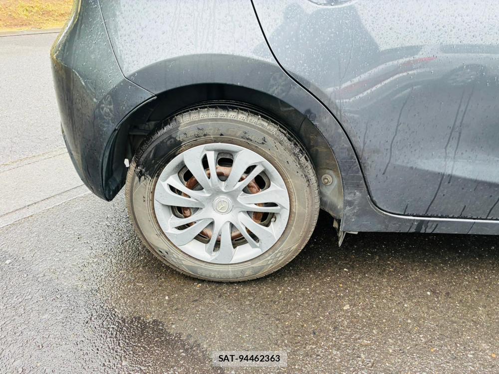 Mazda DEMIO 2015-07 8549324-23