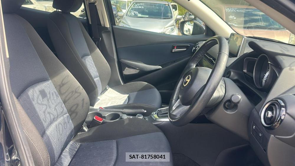 Mazda DEMIO 2014-10 8523200-13