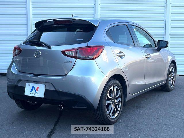 Mazda DEMIO 2016-02 8626529-14