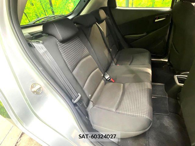 Mazda DEMIO 2016-12 8626530-8