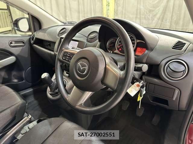 Mazda DEMIO 2013-05 8626533-8