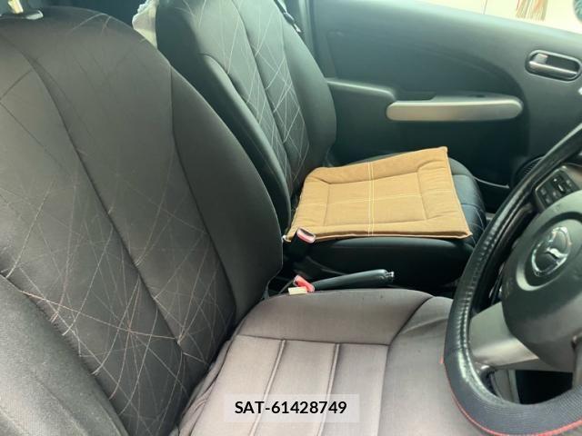 Mazda DEMIO 2011-12 8658802-13