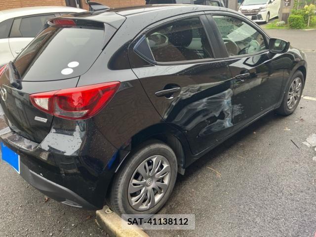Mazda DEMIO 2018-06 8658793-2