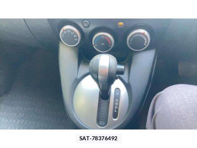 Mazda DEMIO 2010-04 8658813-14
