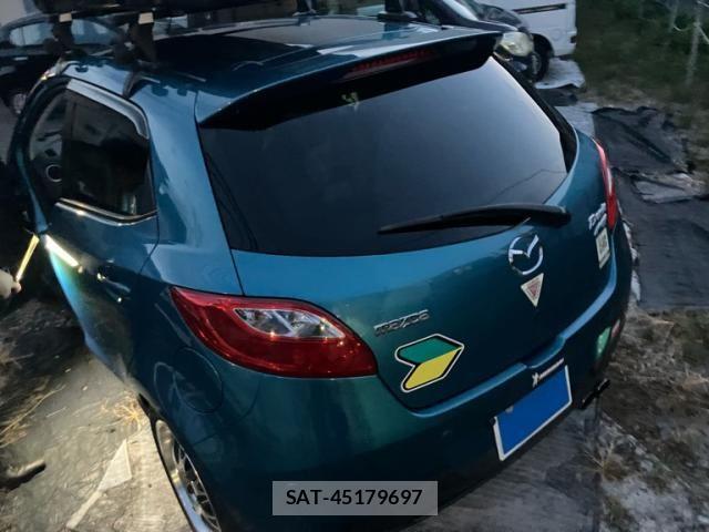 Mazda DEMIO 2011-08 8658798-3
