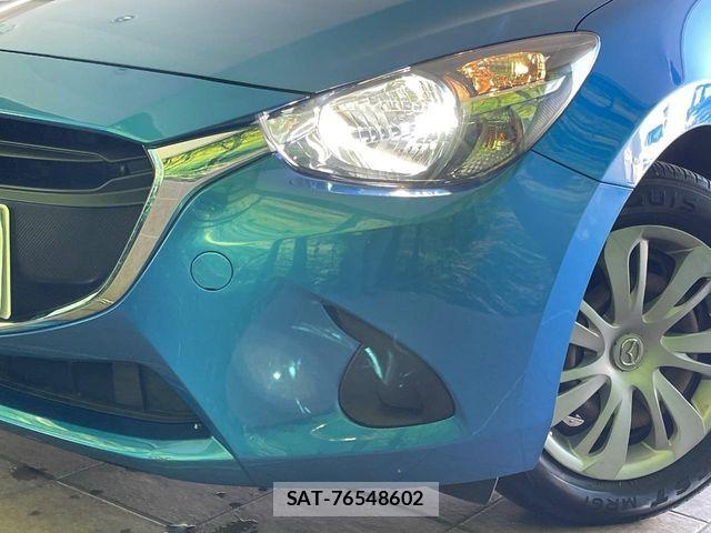 Mazda DEMIO 2017-04 8658796-12