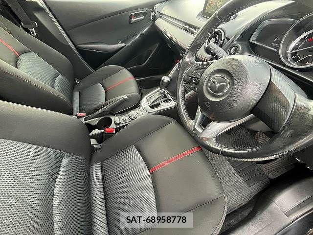 Mazda DEMIO 2016-06 8658792-5