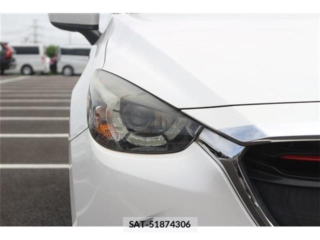Mazda DEMIO 2014-11 8666069-16