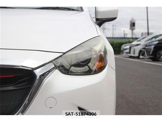 Mazda DEMIO 2014-11 8666069-19