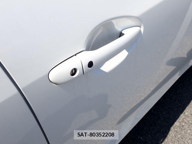 Mazda DEMIO 2015-09 8666066-14