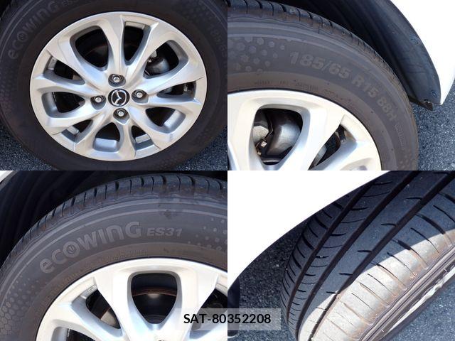Mazda DEMIO 2015-09 8666066-26