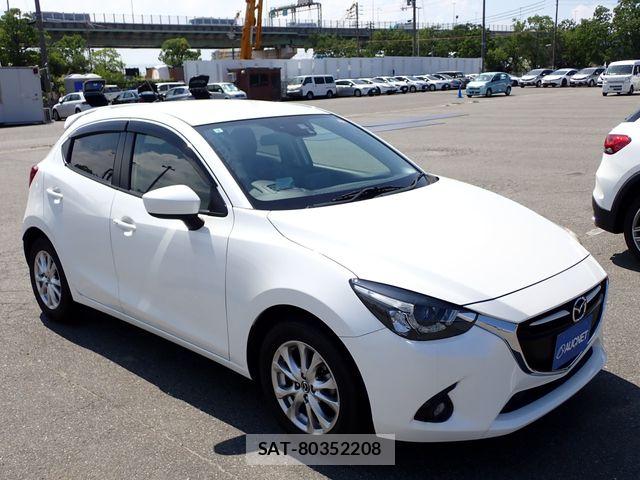 Mazda DEMIO 2015-09 8666066-3