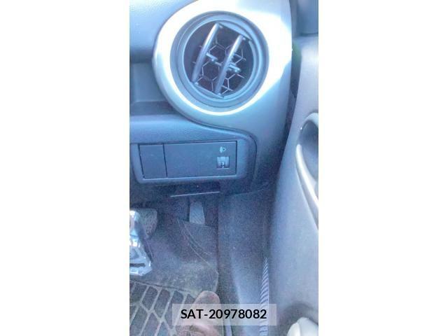 Mazda DEMIO 2011-01 8658814-12