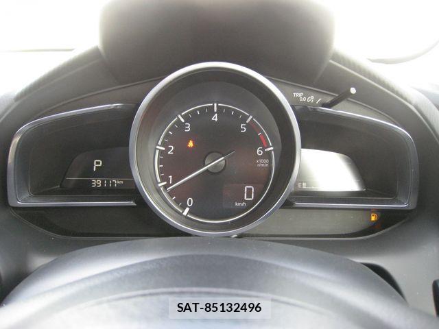Mazda DEMIO 2019-09 8658790-3