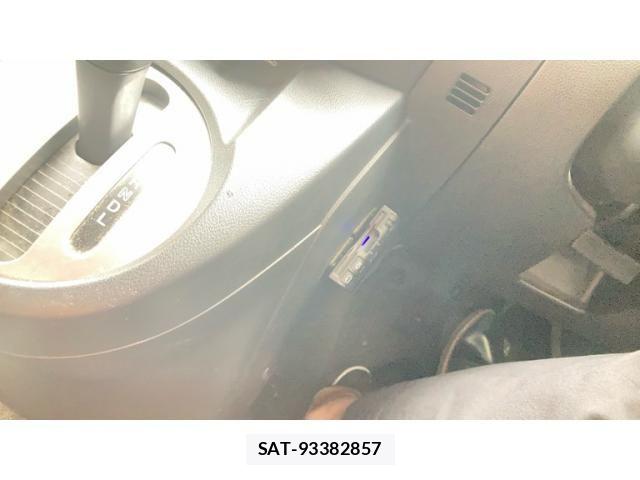 Mazda DEMIO 2013-06 8658801-9