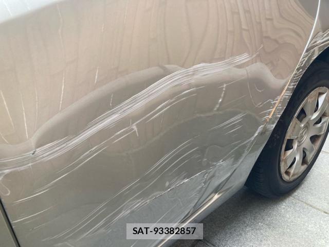 Mazda DEMIO 2013-06 8658801-3