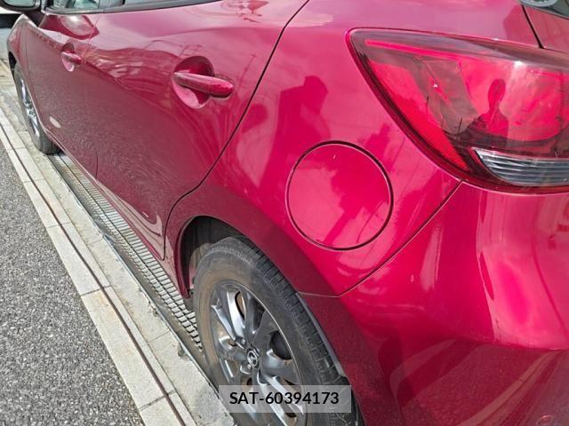 Mazda DEMIO 2019-07 8658789-11