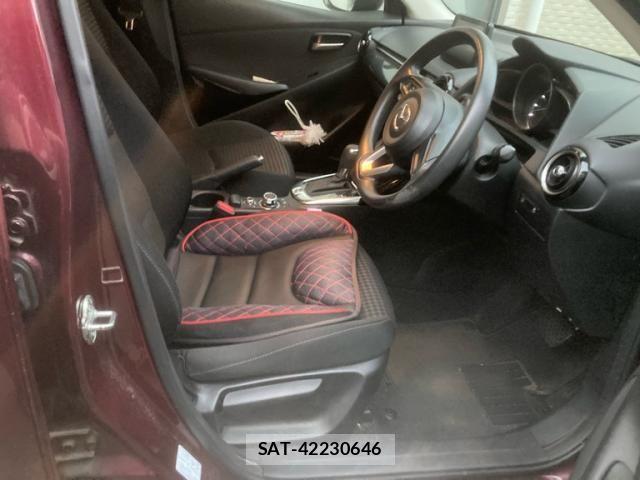 Mazda DEMIO 2017-12 8658794-11