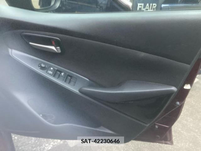 Mazda DEMIO 2017-12 8658794-12