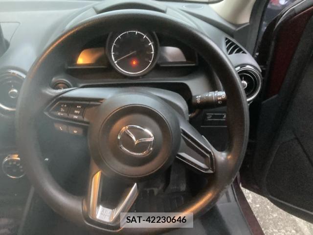 Mazda DEMIO 2017-12 8658794-13