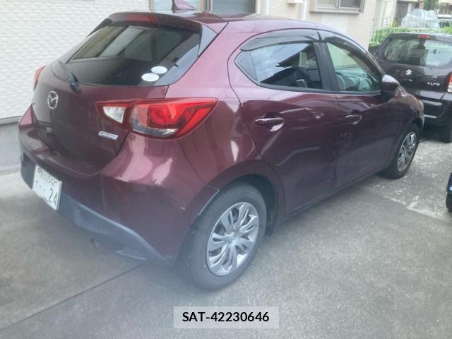Mazda DEMIO 2017-12 8658794-2