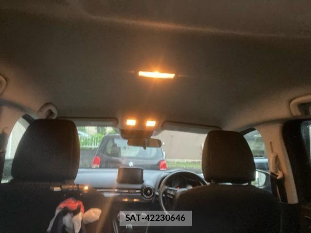 Mazda DEMIO 2017-12 8658794-6