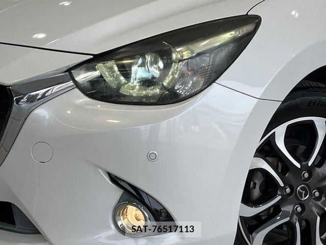 Mazda DEMIO 2016-06 8666068-11