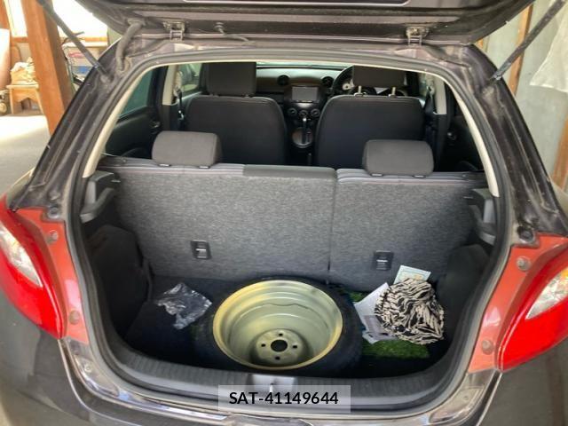 Mazda DEMIO 2010-05 8666067-4