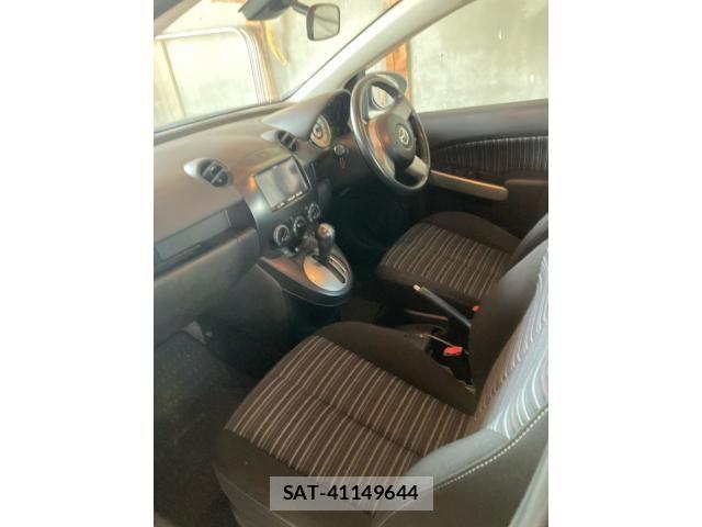 Mazda DEMIO 2010-05 8666067-8