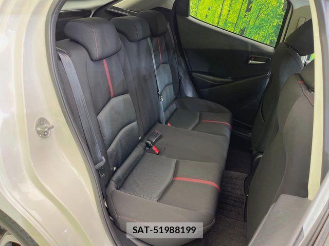 Mazda DEMIO 2016-03 8666065-8