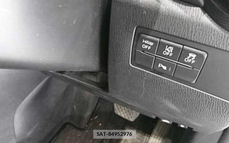 Mazda DEMIO 2019-07 8654117-5