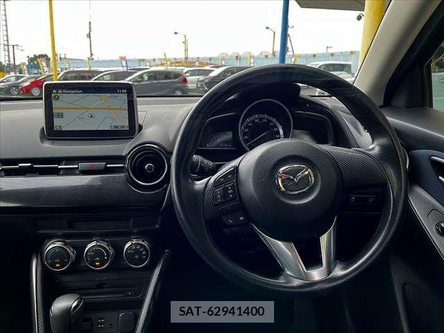 Mazda DEMIO 2015-03 8741764-1