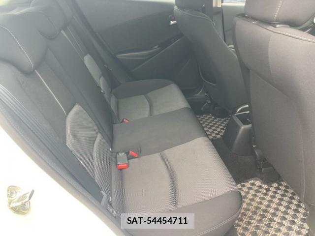 Mazda DEMIO 2018-03 8741769-11