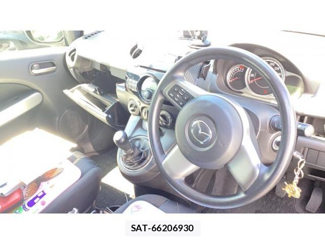 Mazda DEMIO 2011-11 8741777-7