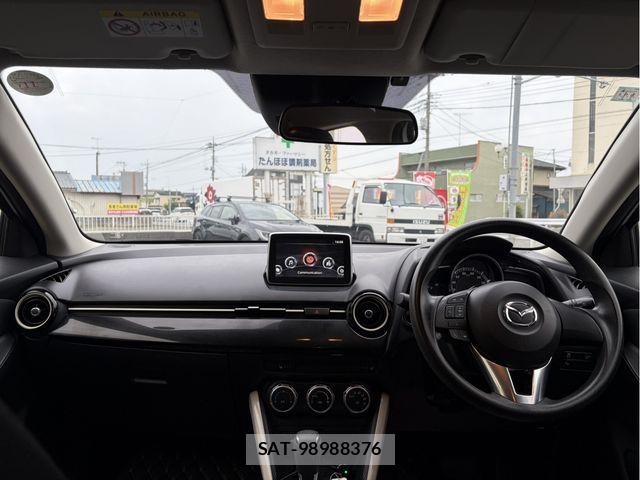 Mazda DEMIO 2015-11 8741768-1