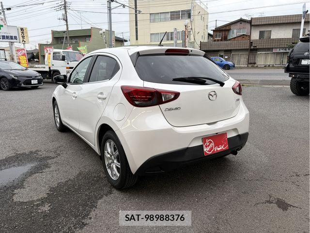 Mazda DEMIO 2015-11 8741768-3