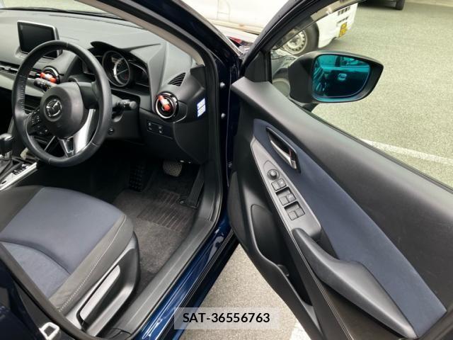 Mazda DEMIO 2016-01 8741766-17