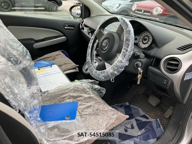 Mazda DEMIO 2010-01 8741778-16