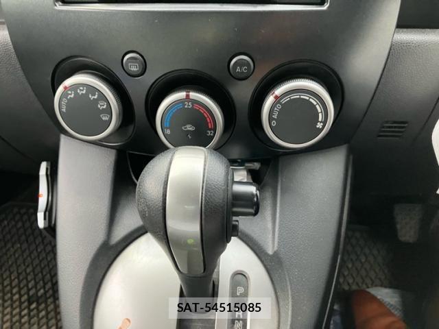 Mazda DEMIO 2010-01 8741778-19