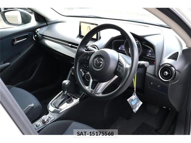 Mazda DEMIO 2016-08 8741762-10