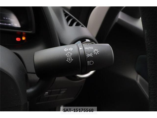 Mazda DEMIO 2016-08 8741762-26