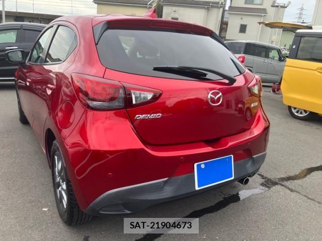 Mazda DEMIO 2018-11 8741761-5
