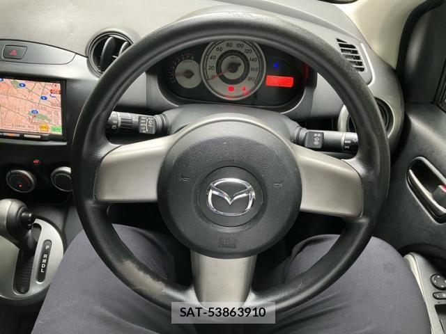 Mazda DEMIO 2009-10 8741776-10