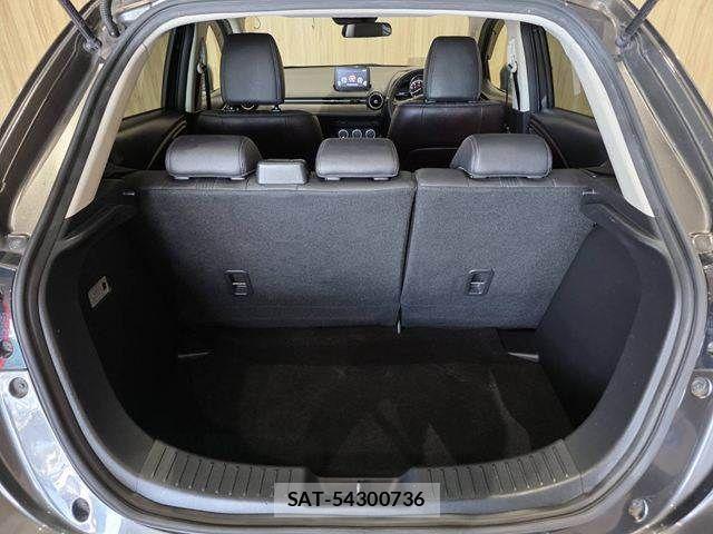 Mazda DEMIO 2017-05 8741763-10