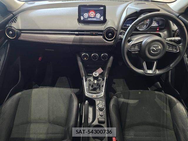 Mazda DEMIO 2017-05 8741763-2