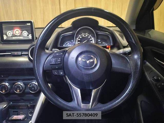 Mazda DEMIO 2016-03 8741767-13