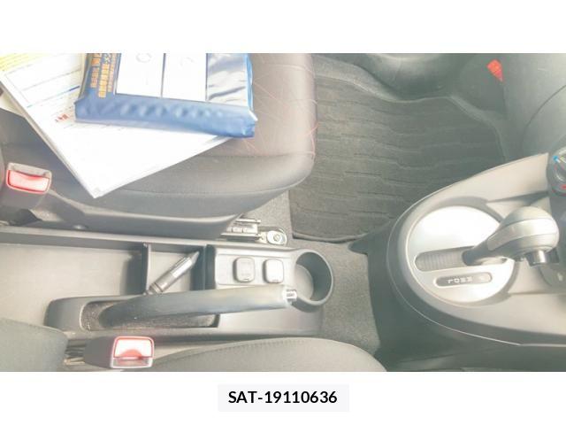 Mazda DEMIO 2013-09 8741779-14