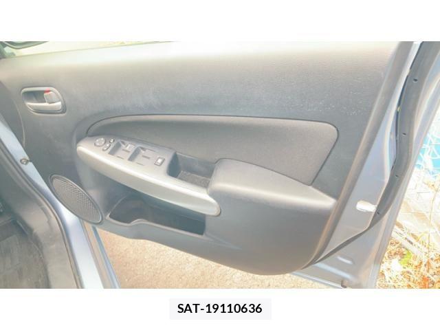 Mazda DEMIO 2013-09 8741779-6