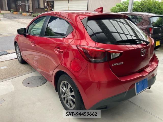 Mazda DEMIO 2017-03 8780032-3